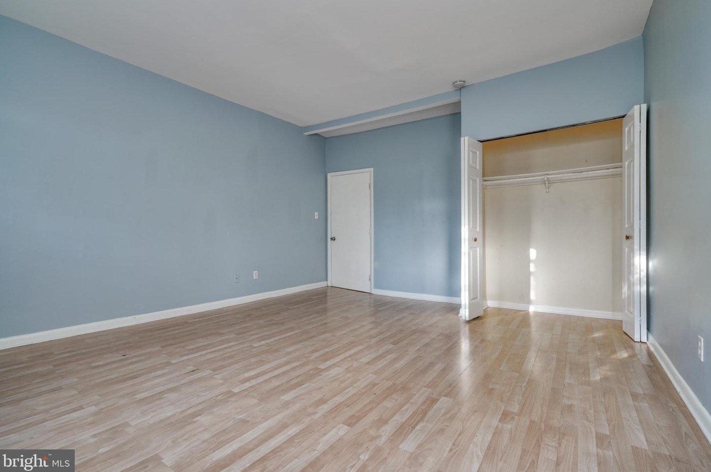 322 Paca St, Baltimore MD 21201-1814 exterior