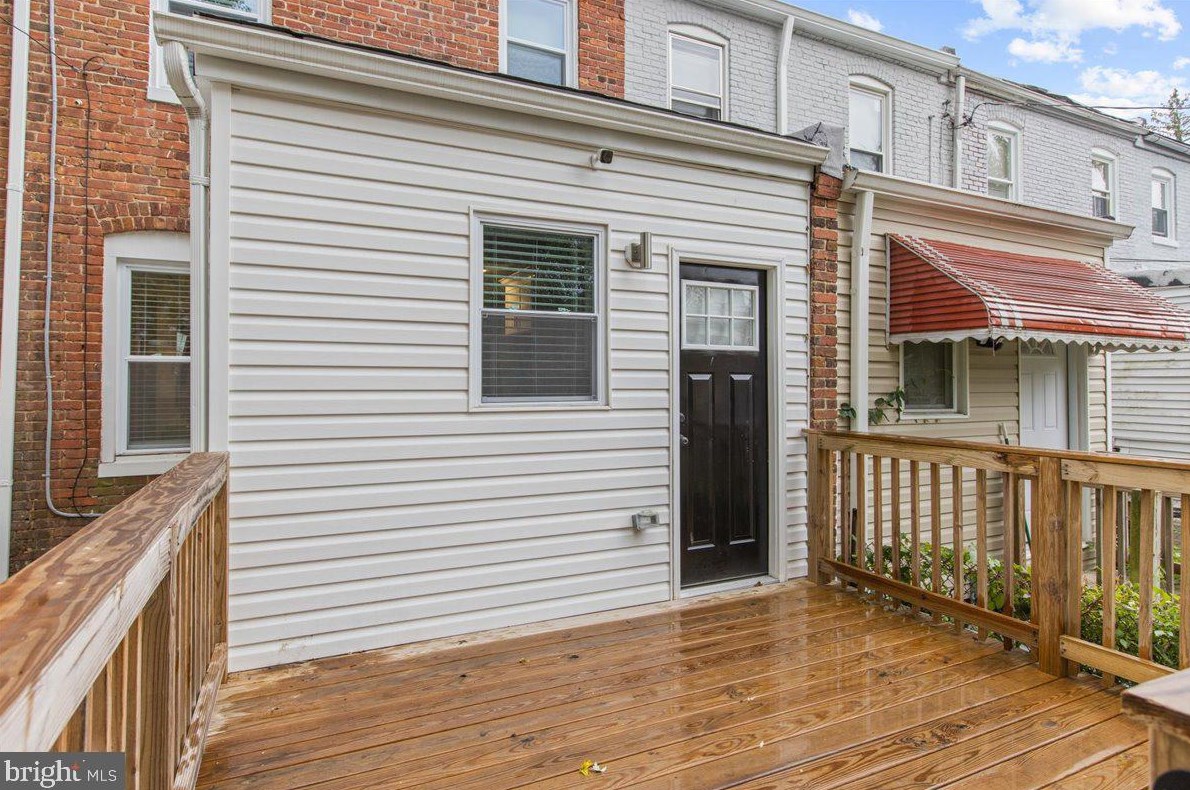 3630 Manchester Ave, Baltimore MD  21215-5922 exterior