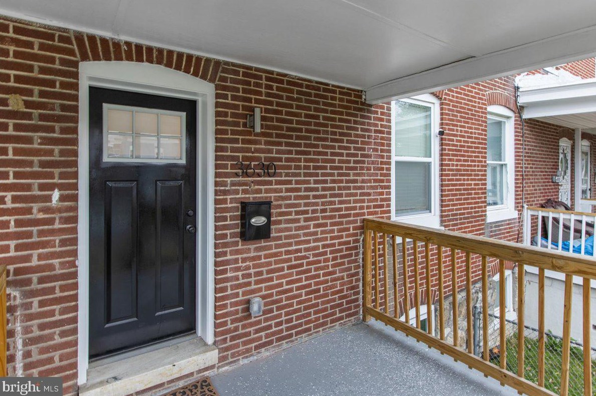 3630 Manchester Ave, Baltimore MD  21215-5922 exterior