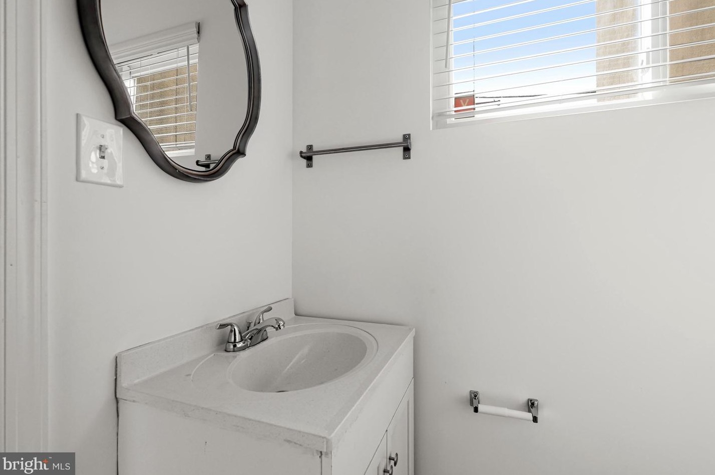 5 Heath St, Baltimore MD  21230-4815 exterior