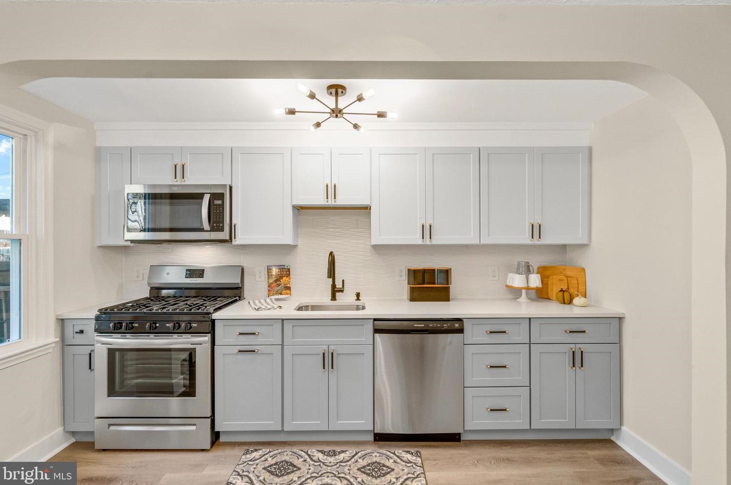 3652 Clarenell Rd, Baltimore MD  21229-5138 exterior