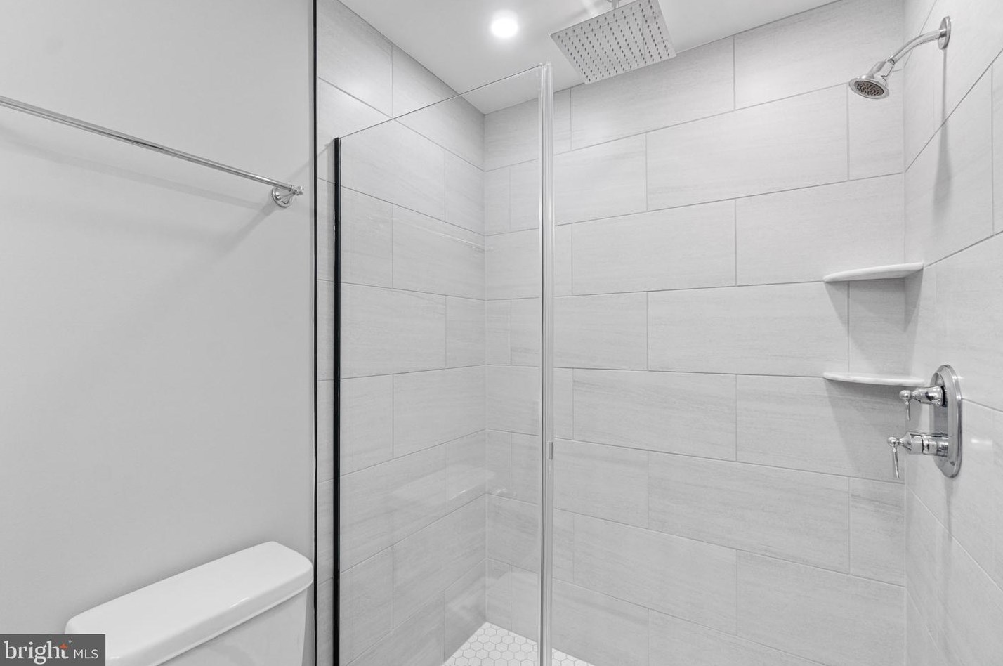 443 Robinson St, Baltimore MD  21224-1328 exterior