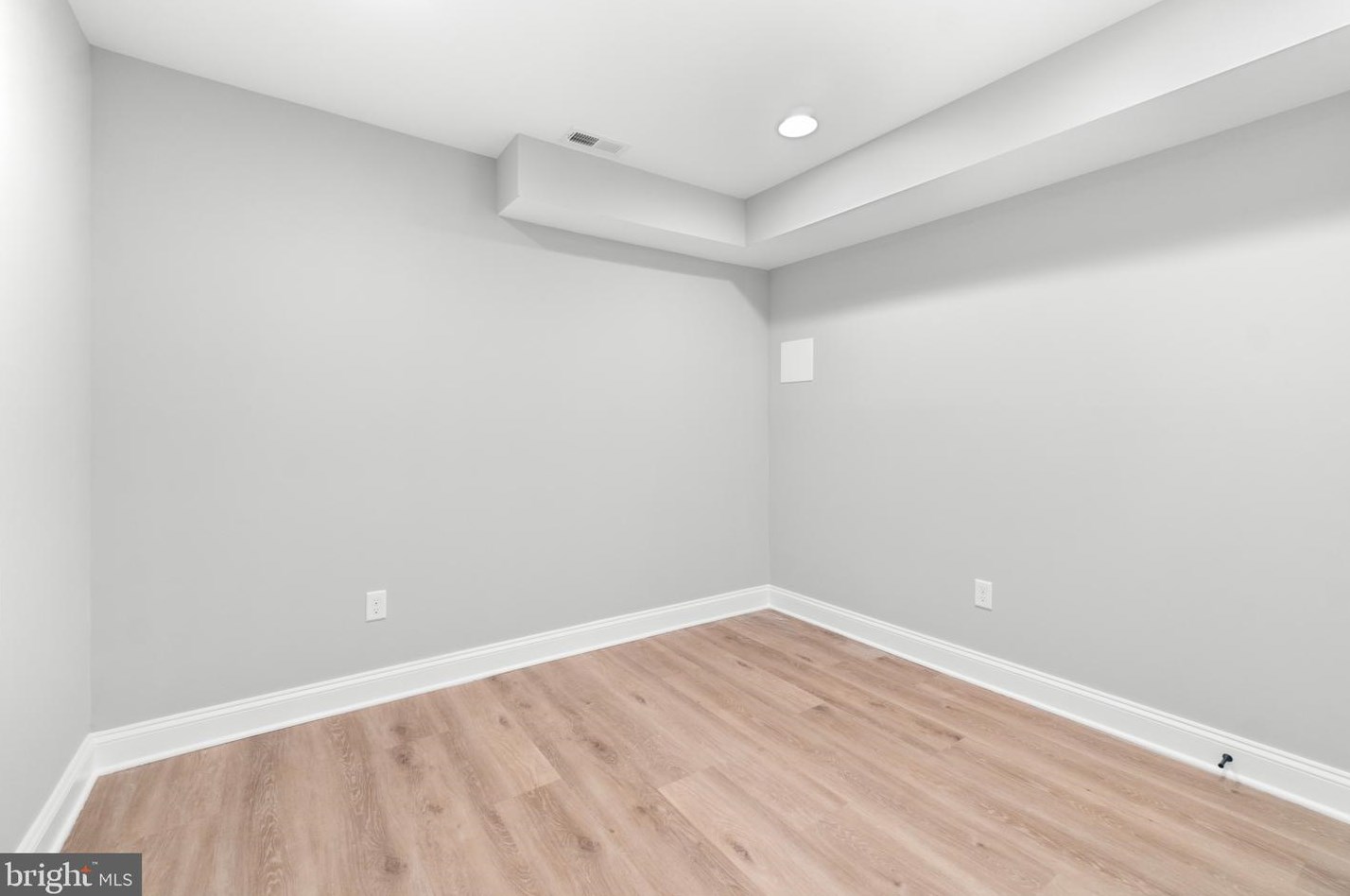 443 Robinson St, Baltimore MD  21224-1328 exterior