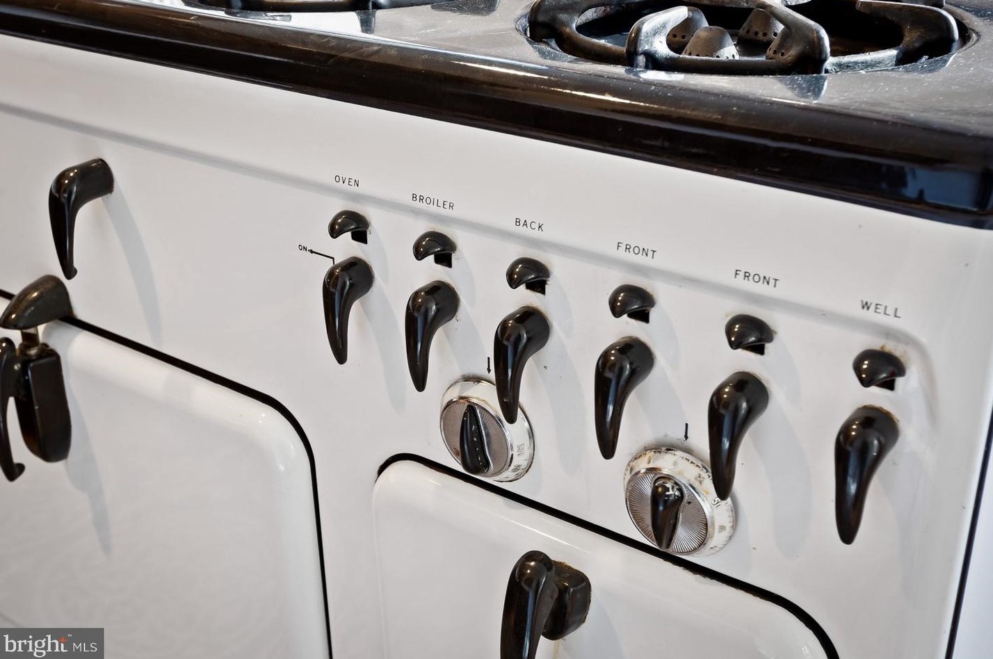 221 Alpine Rd, Baltimore MD  21210-2505 exterior