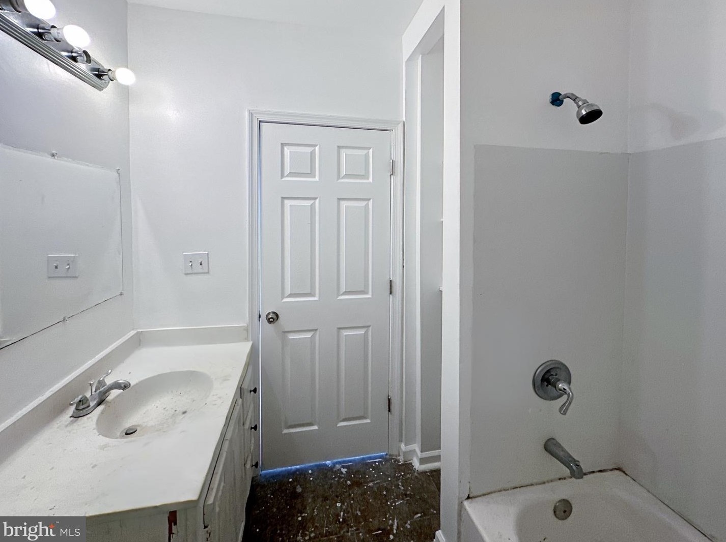 2907 Frederick Ave, Baltimore MD 21223-2207 exterior