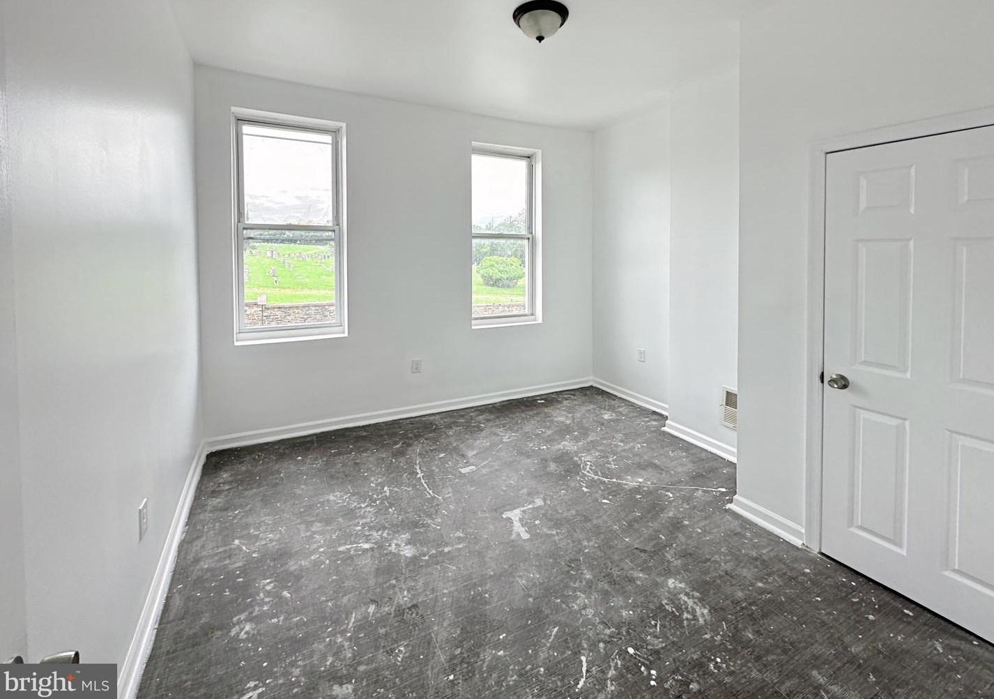 2907 Frederick Ave, Baltimore MD 21223-2207 exterior