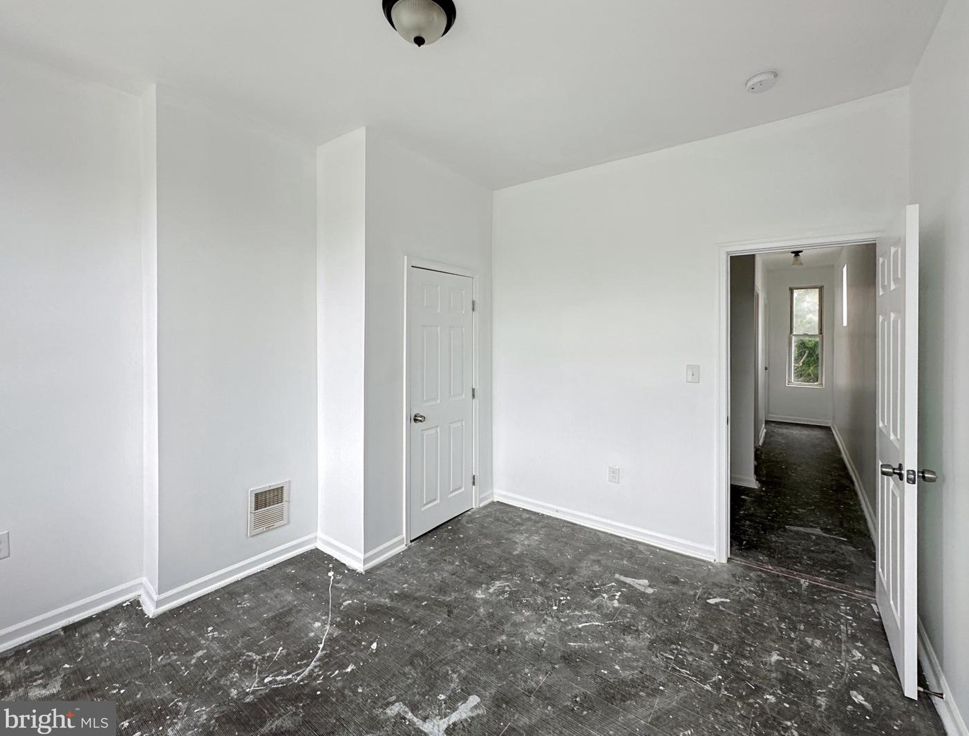 2907 Frederick Ave, Baltimore MD 21223-2207 exterior