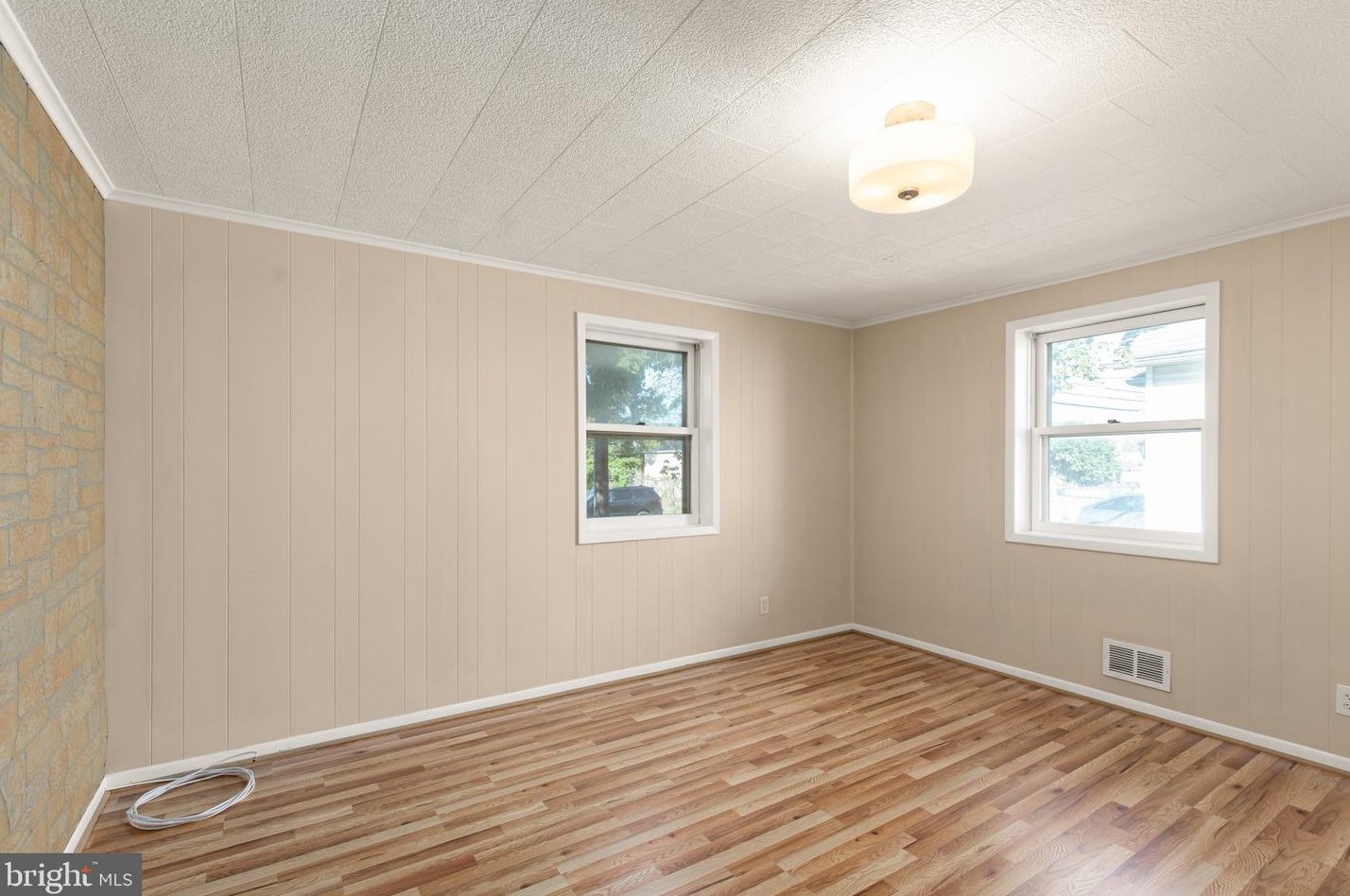 901 Kresson St, Baltimore MD  21224-4504 exterior