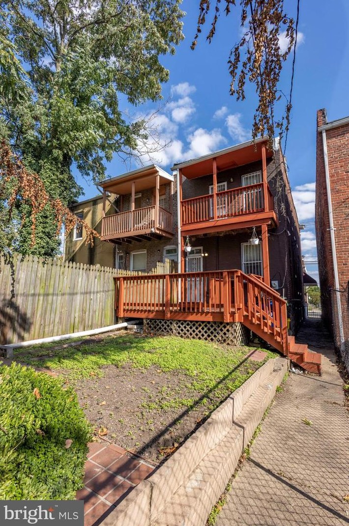 3522 Old York Rd, Baltimore MD  21218-2557 exterior
