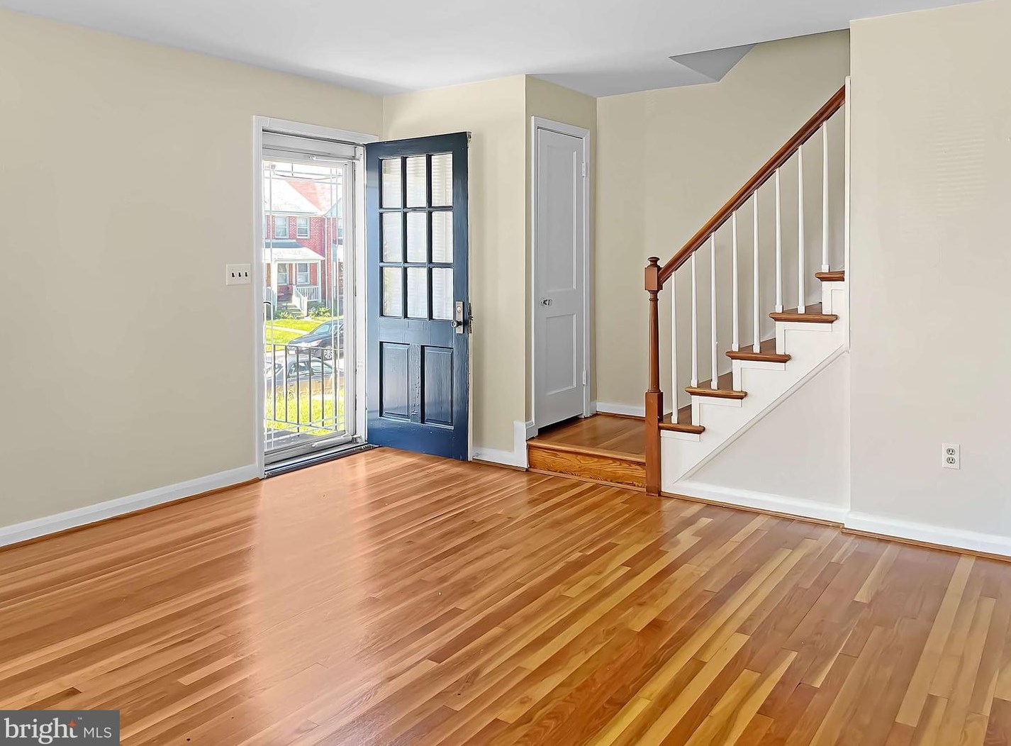 1638 Gleneagle Rd, Baltimore MD  21239-2434 exterior