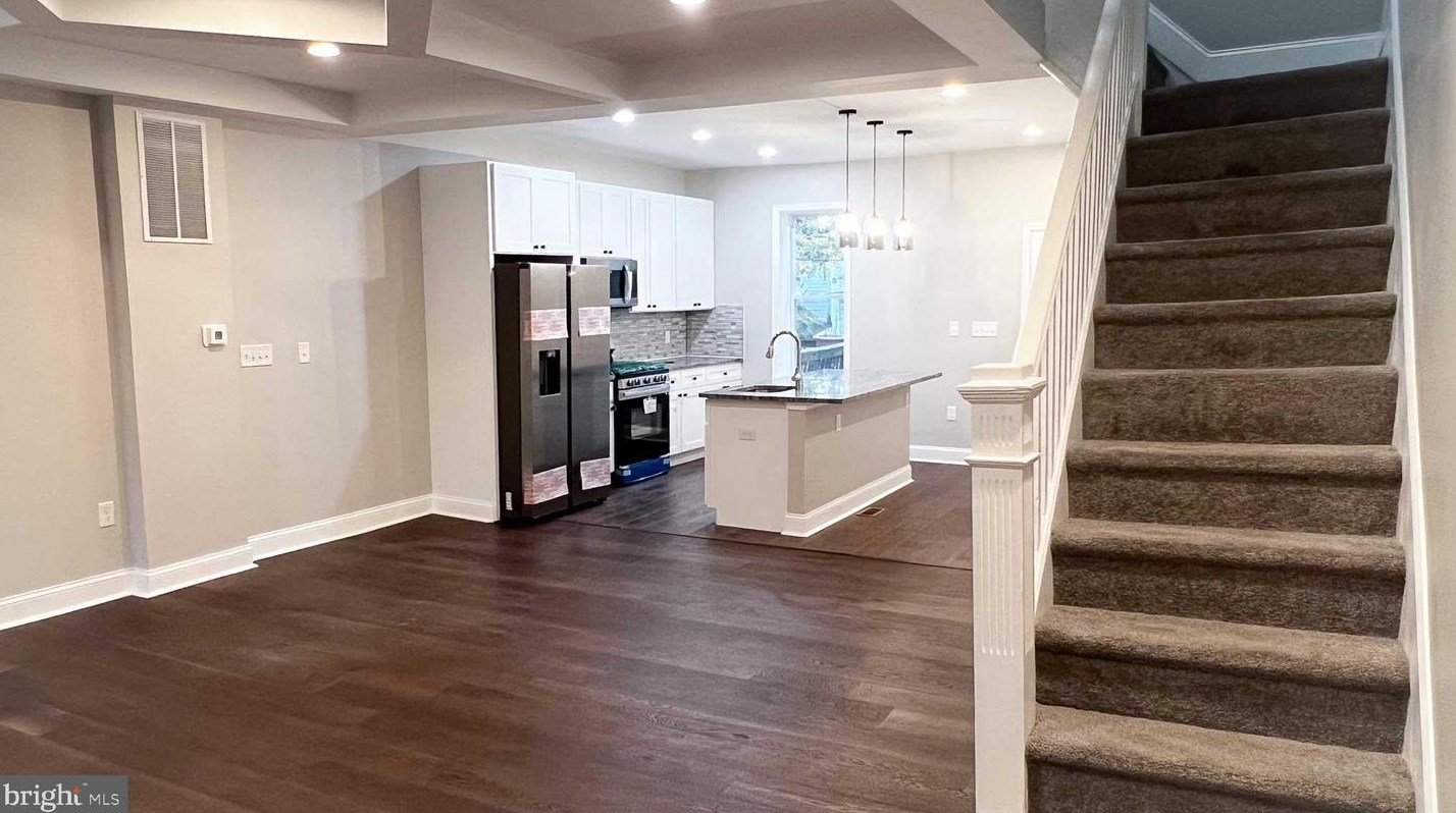 723 Linnard St, Baltimore MD  21229-2037 exterior