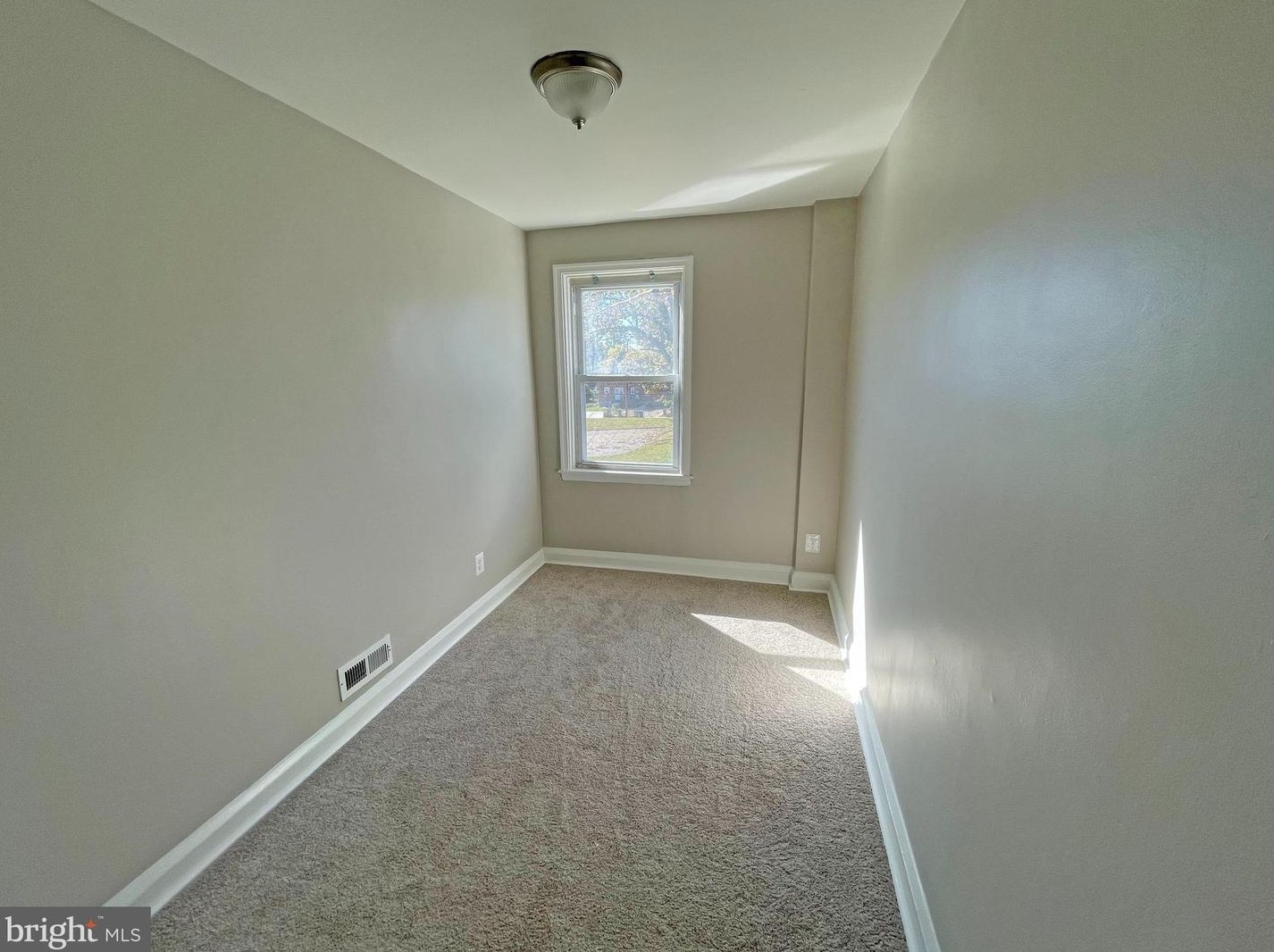 4311 Eldone Rd, Baltimore MD  21229-4511 exterior