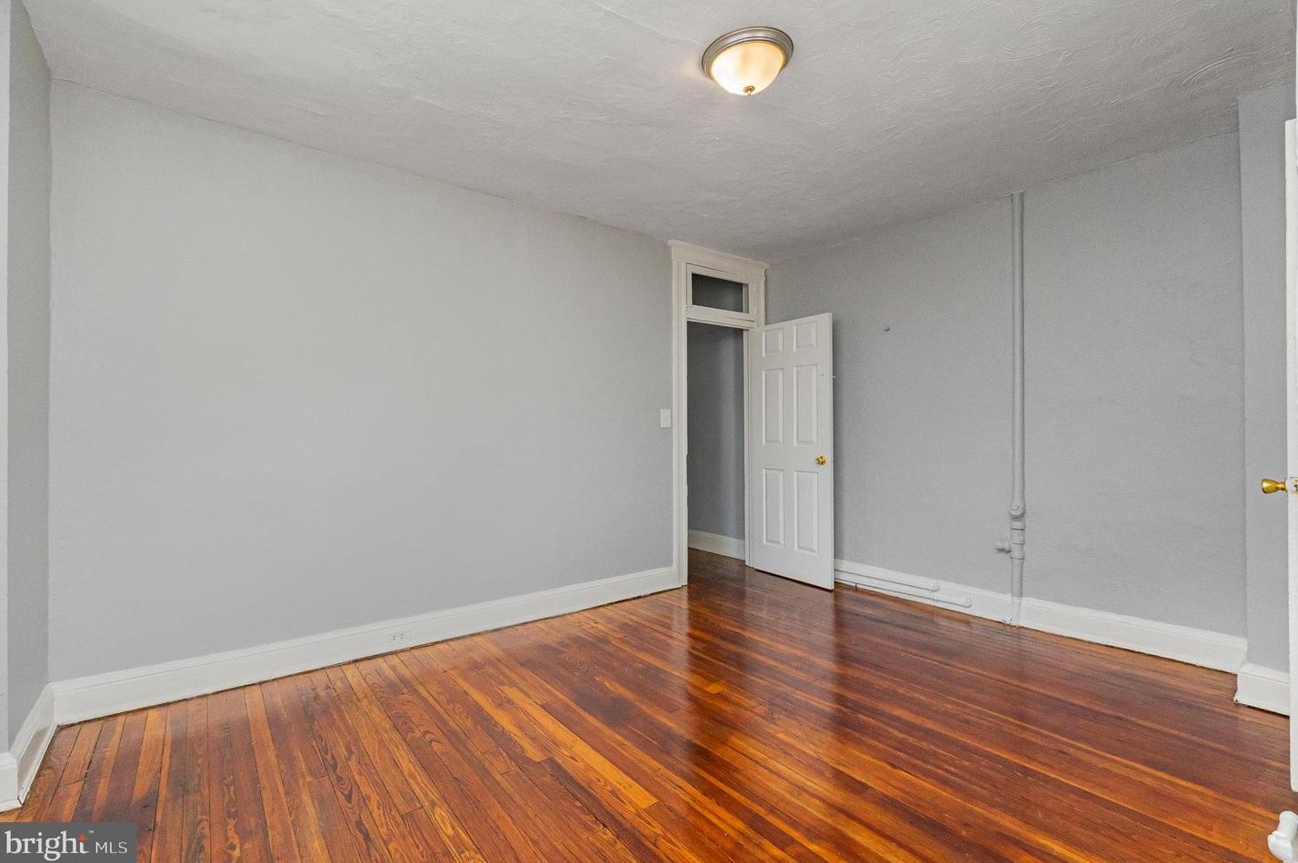 515 Linwood Ave, Baltimore MD  21205-2704 exterior