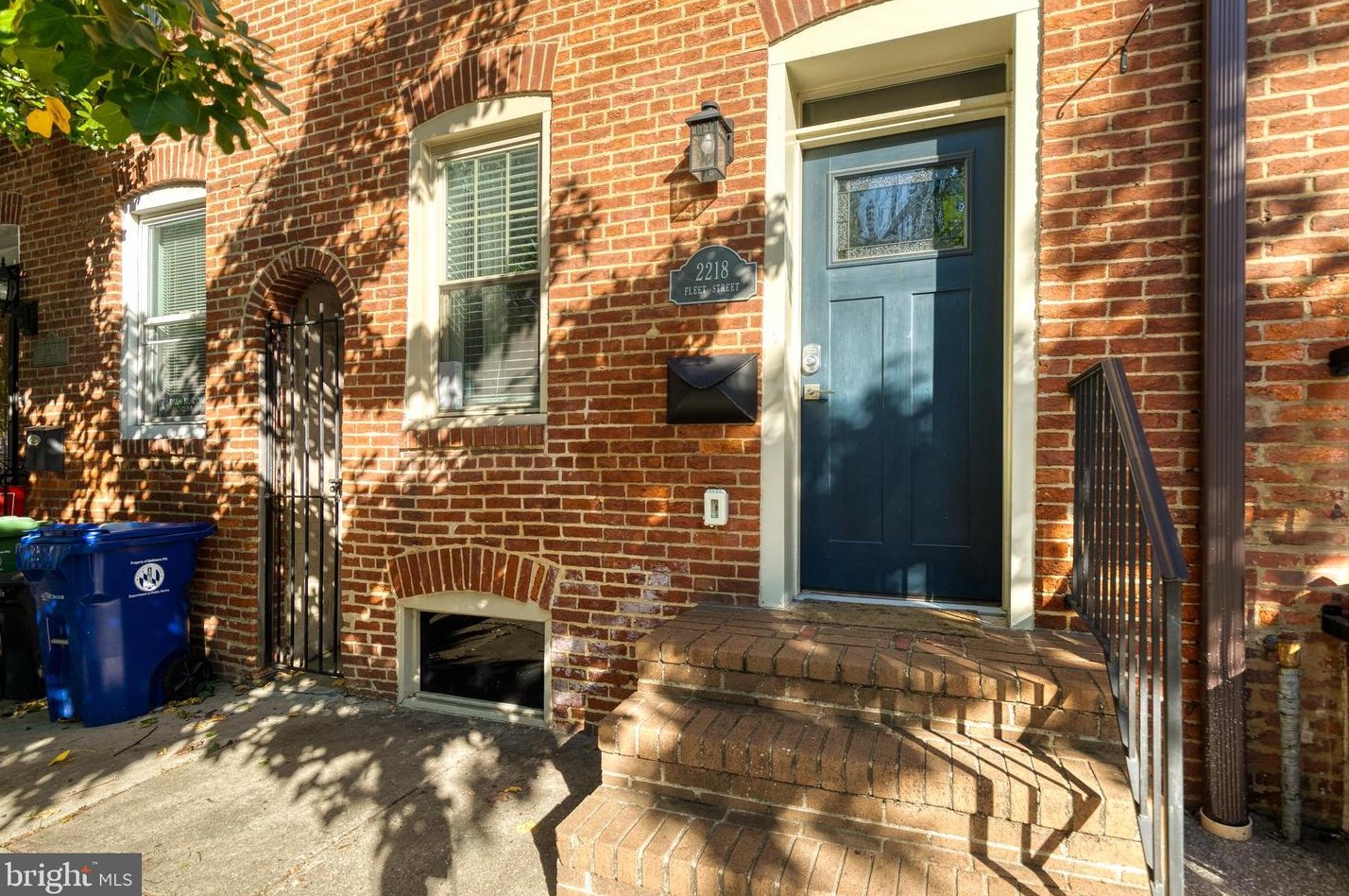 2218 Fleet St, Baltimore MD  21231-3121 exterior