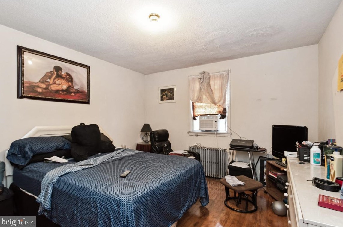 825 Woodington Rd, Baltimore MD  21229-1839 exterior