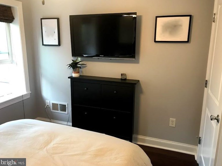 3305 Clyde St, Baltimore MD  21224-5126 exterior