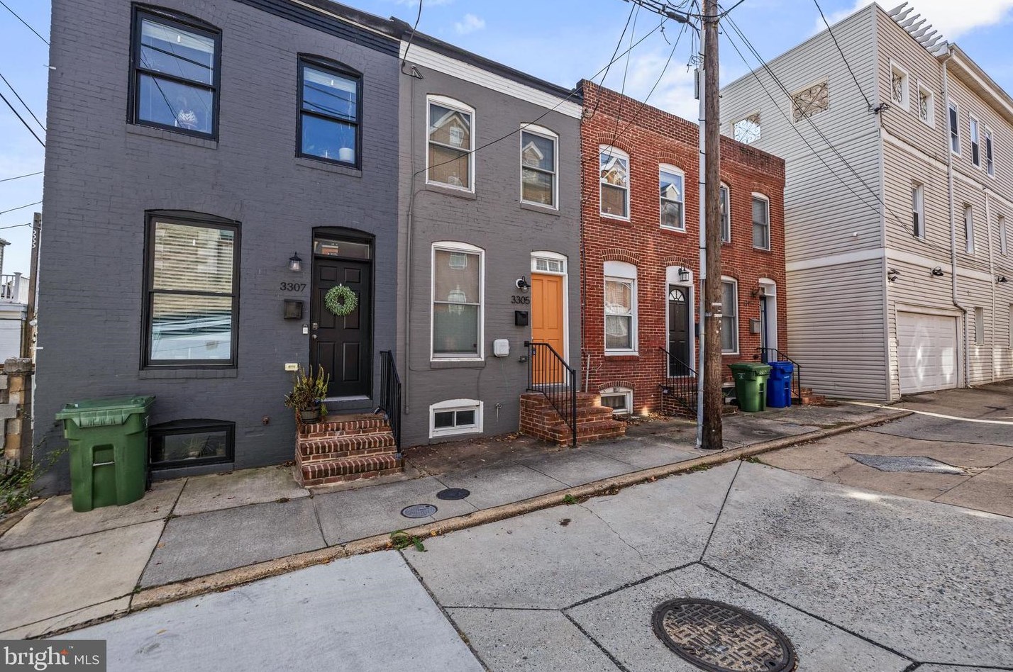 3305 Clyde St, Baltimore MD  21224-5126 exterior