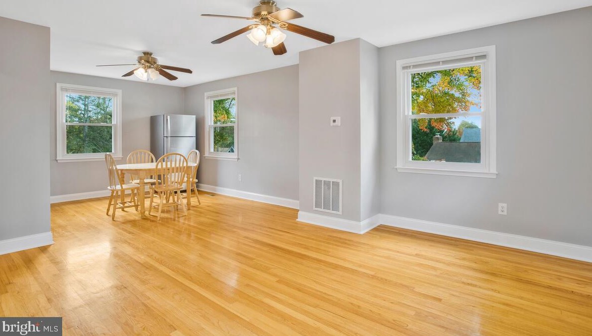6801 Everall Ave, Baltimore MD  21206-1631 exterior