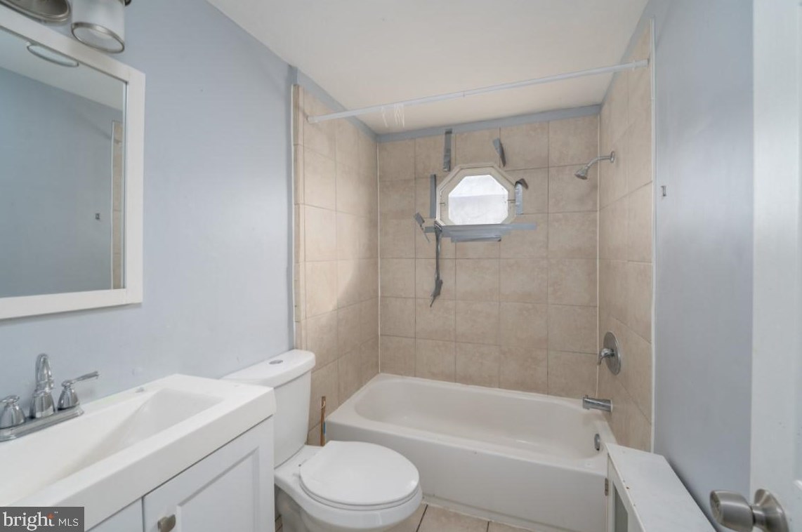 4219 Morrison Ln, Baltimore MD 21219-1318 exterior