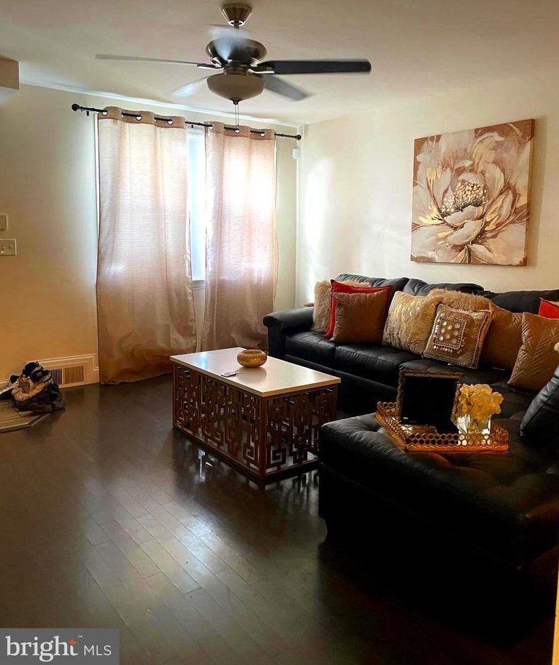 2824 Oakford Ave, Baltimore MD  21215-6812 exterior