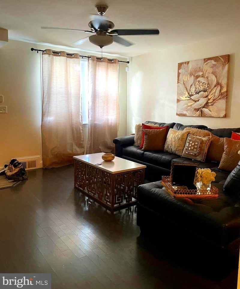 2824 Oakford Ave, Baltimore MD  21215-6812 exterior