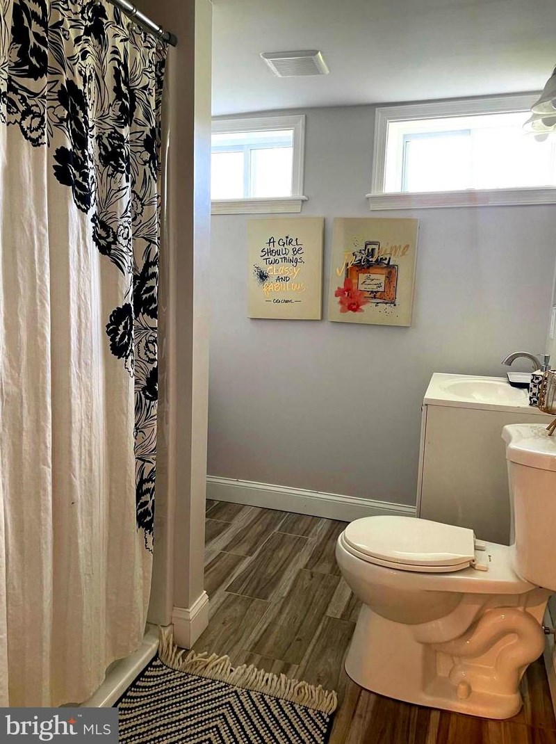 2824 Oakford Ave, Baltimore MD  21215-6812 exterior