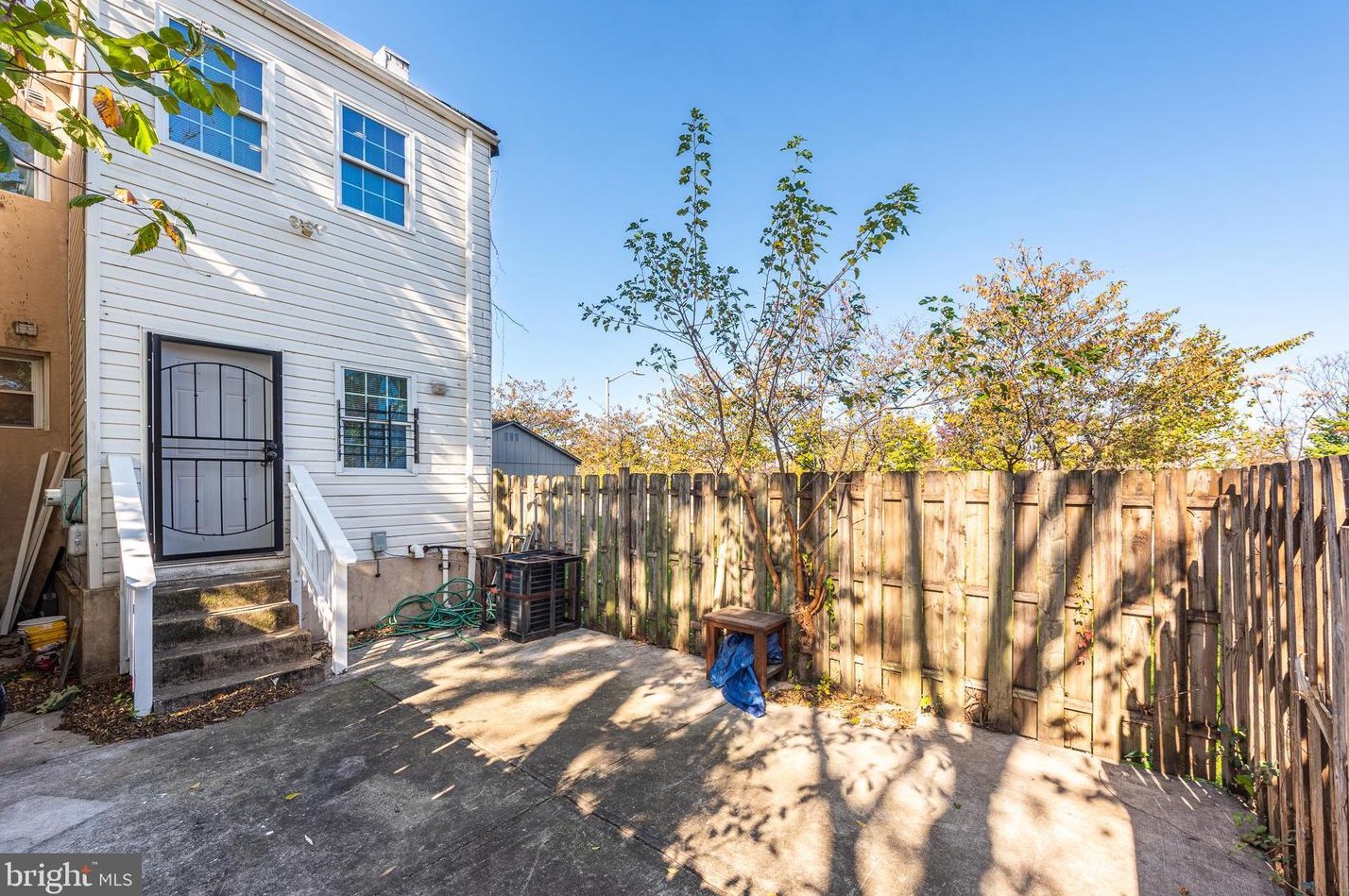 335 Stricker St, Baltimore MD  21223-3115 exterior