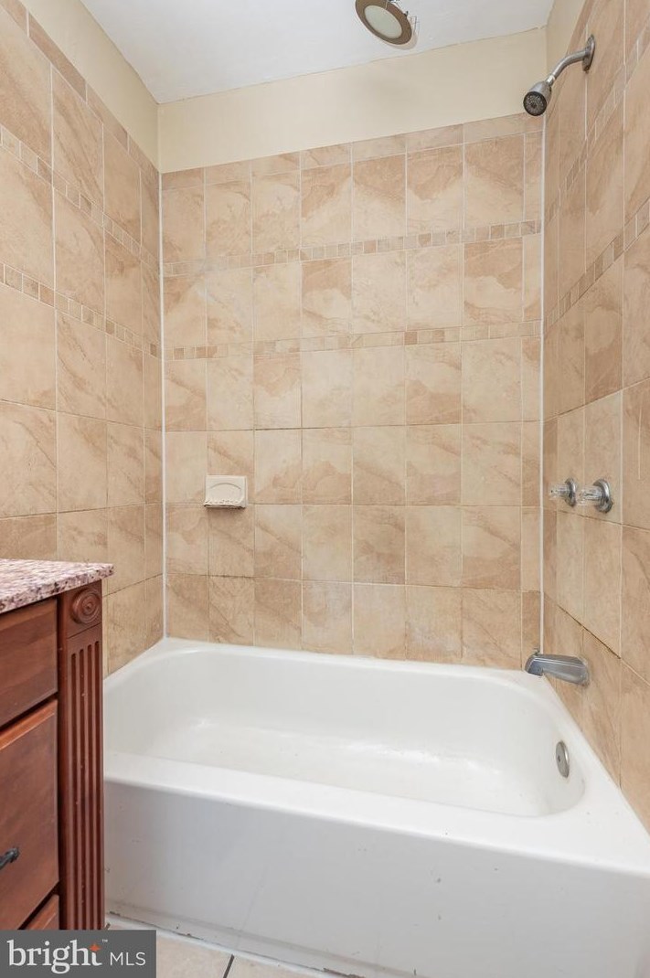 335 Stricker St, Baltimore MD  21223-3115 exterior