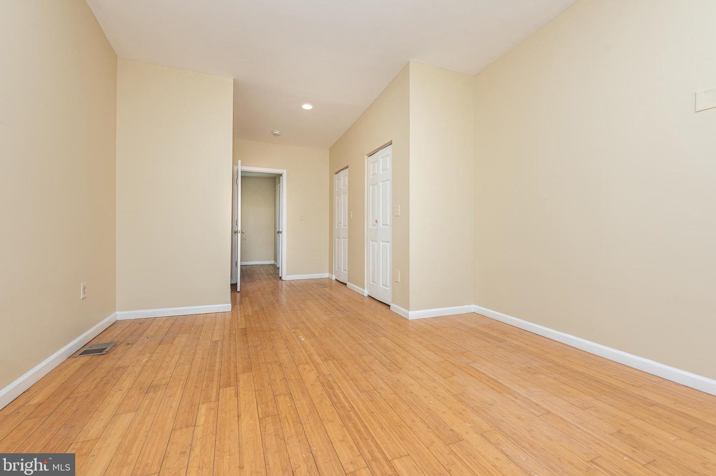 335 Stricker St, Baltimore MD  21223-3115 exterior