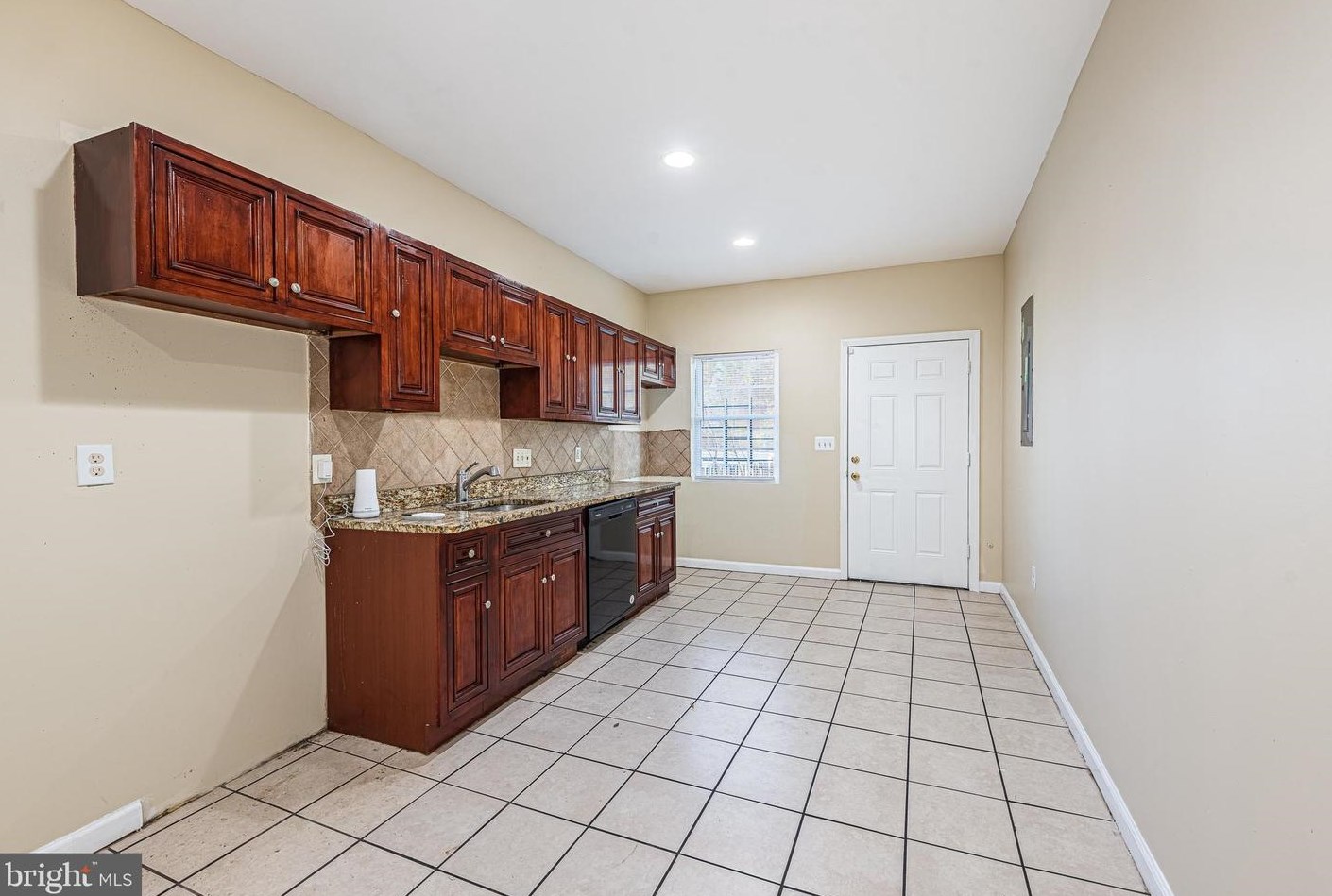 335 Stricker St, Baltimore MD  21223-3115 exterior