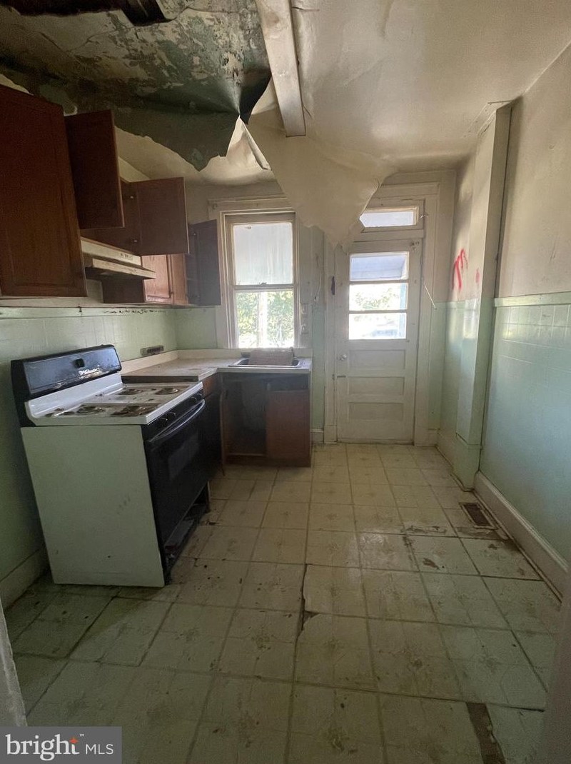 1627 Spence St, Baltimore MD  21230-1328 exterior