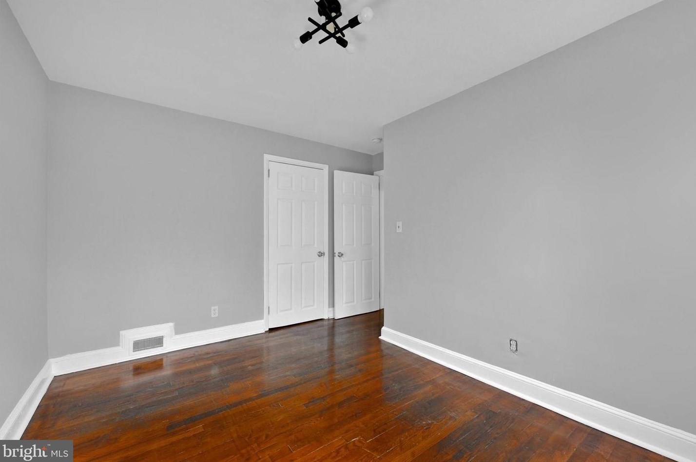 1210 Ashburton St, Baltimore MD  21216-4305 exterior