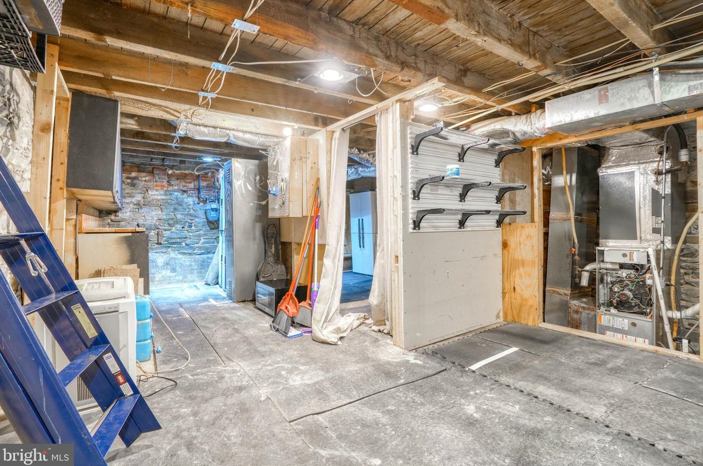 1705 Hollins St, Baltimore MD  21223-2310 exterior