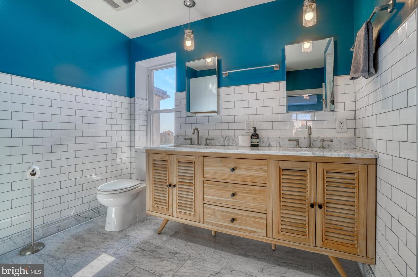 1705 Hollins St, Baltimore MD  21223-2310 exterior