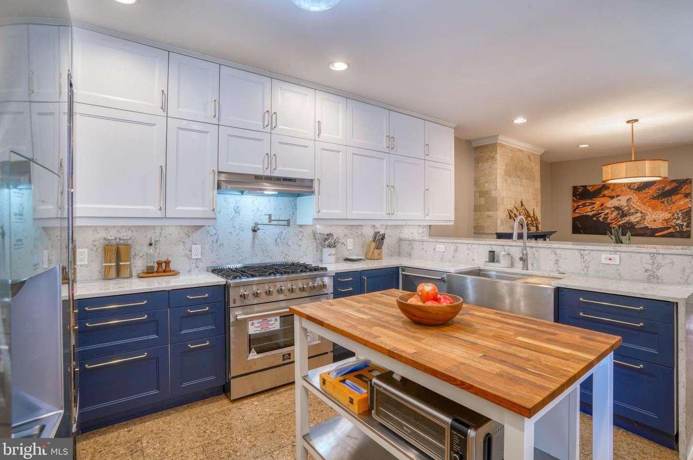 1705 Hollins St, Baltimore MD  21223-2310 exterior