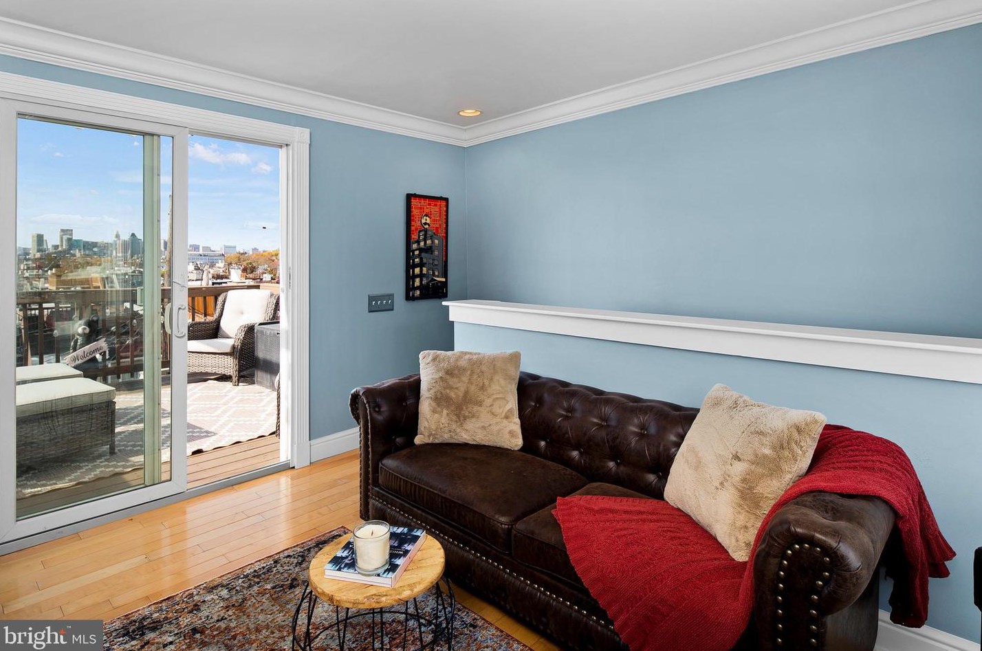 706 Potomac St, Baltimore MD  21224-3955 exterior