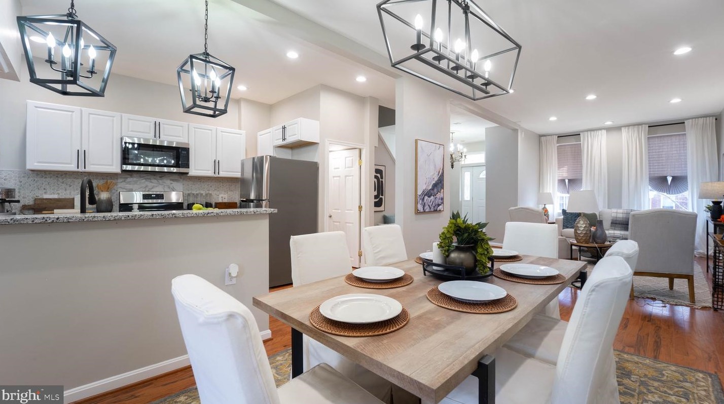 412 Mount Holly St, Baltimore MD  21229-2925 exterior