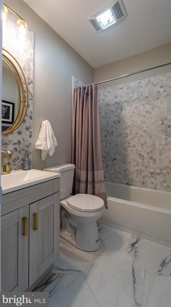 412 Mount Holly St, Baltimore MD  21229-2925 exterior