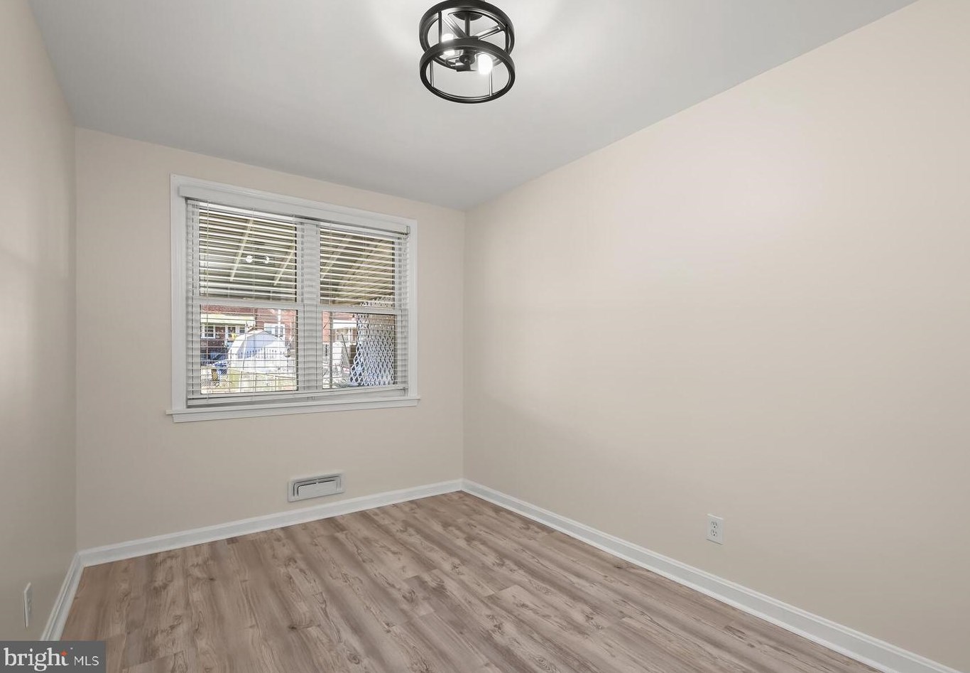 708 Umbra St, Baltimore MD  21224-4609 exterior