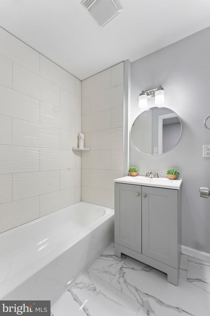 1534 Wolfe St, Baltimore MD  21213-2418 exterior