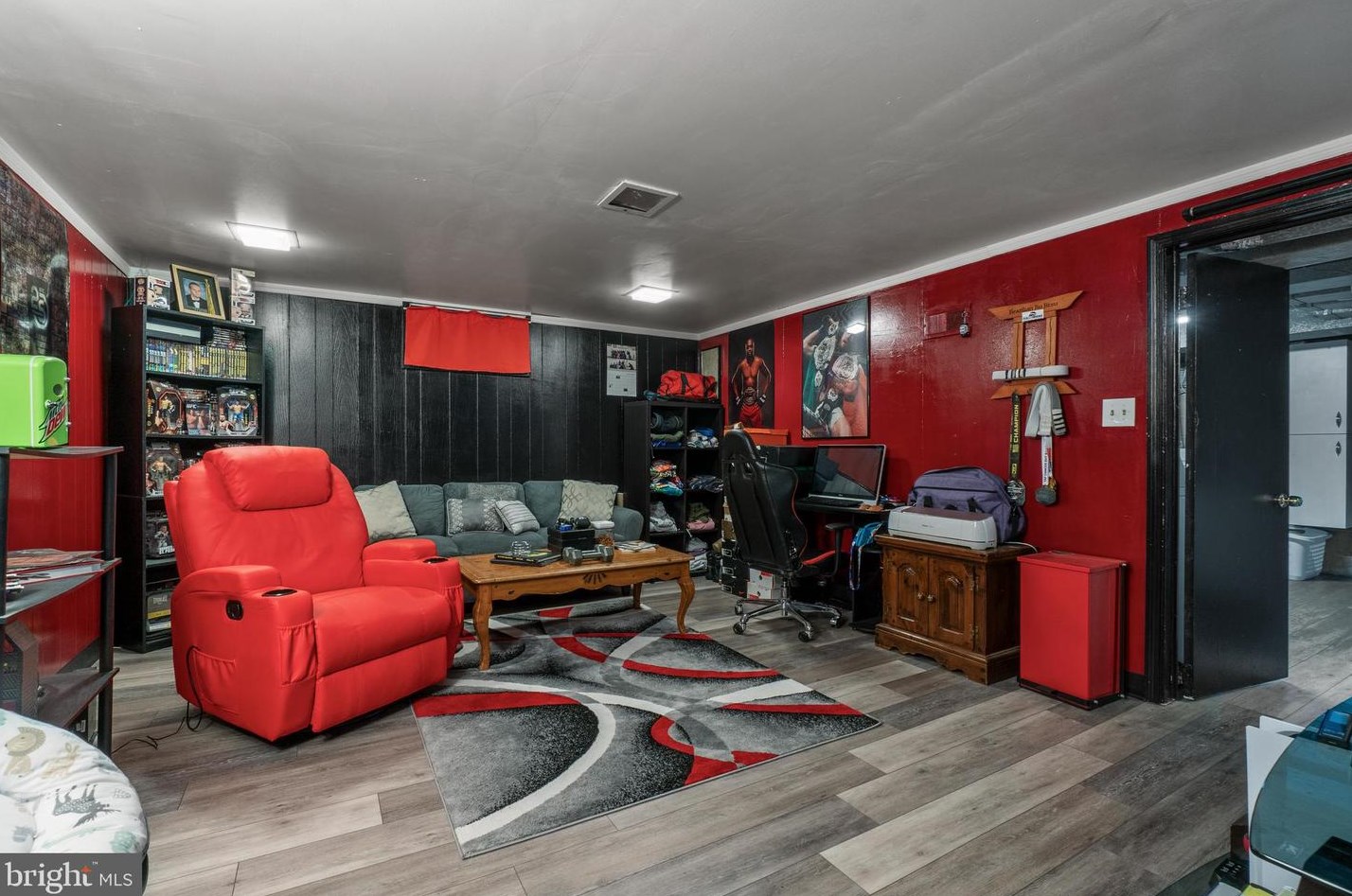 3013 Woodring Ave, Baltimore MD  21234-7828 exterior