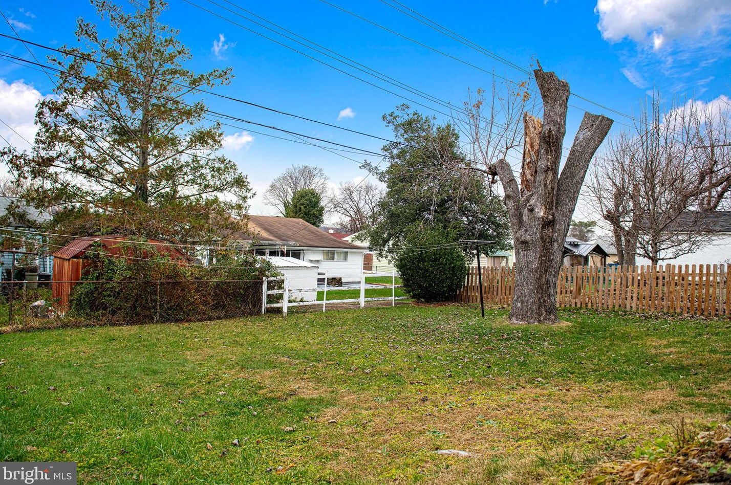 6212 Tramore Rd, Baltimore MD  21214-1639 exterior