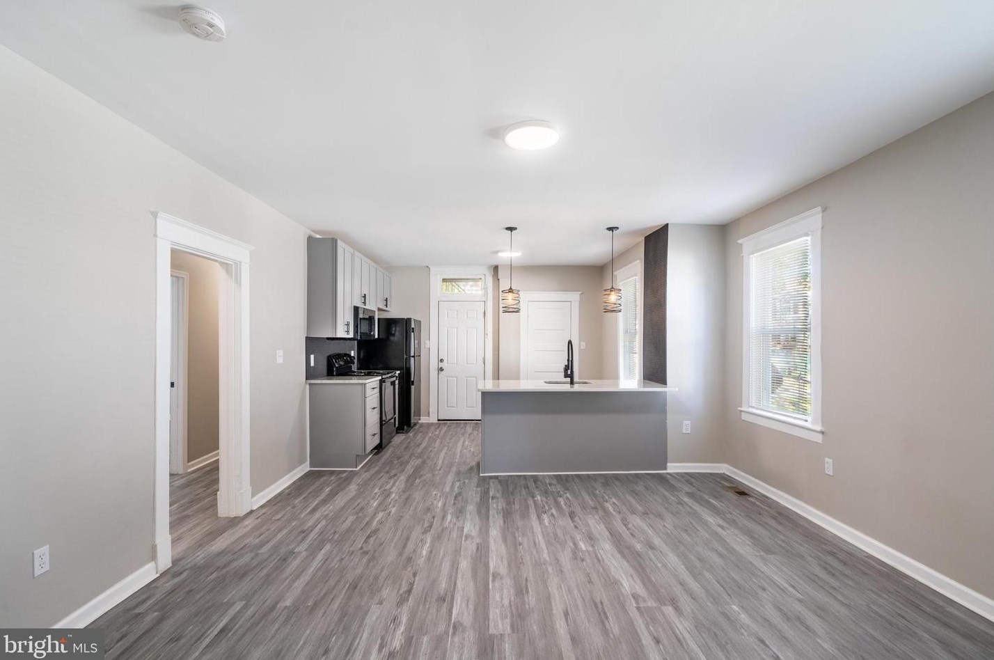 3408 Forest Park Ave, Baltimore MD  21216-1425 exterior