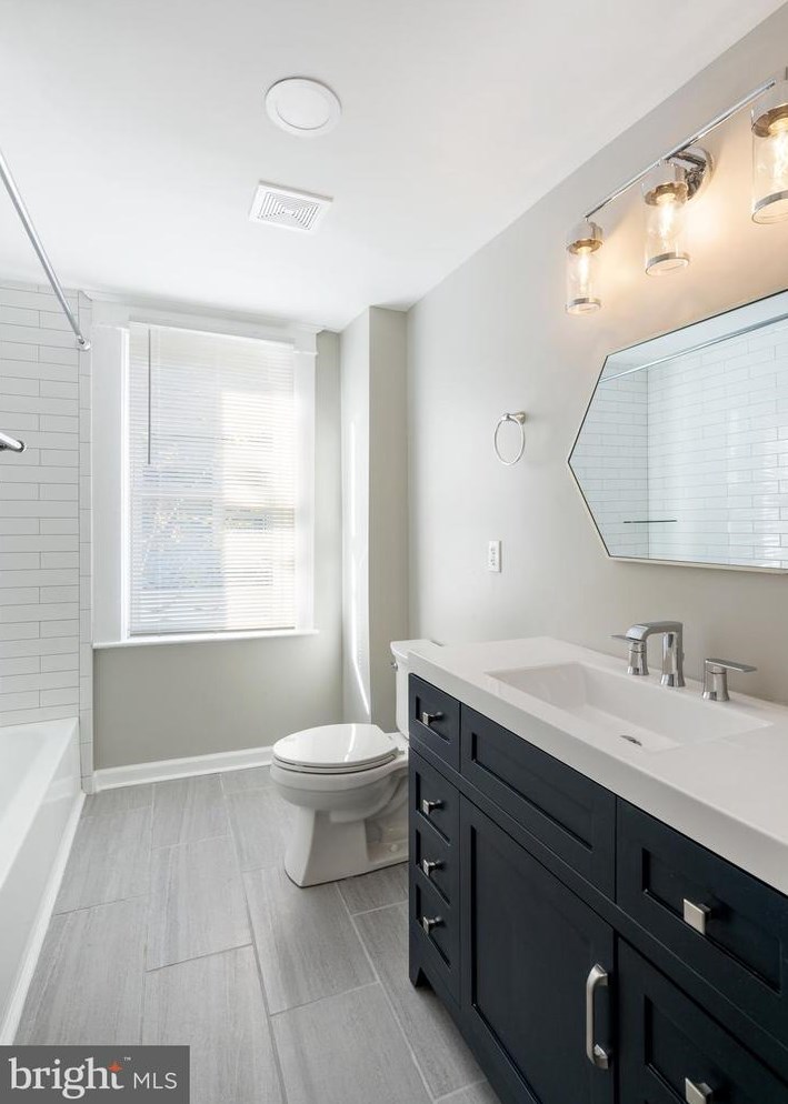 3408 Forest Park Ave, Baltimore MD  21216-1425 exterior