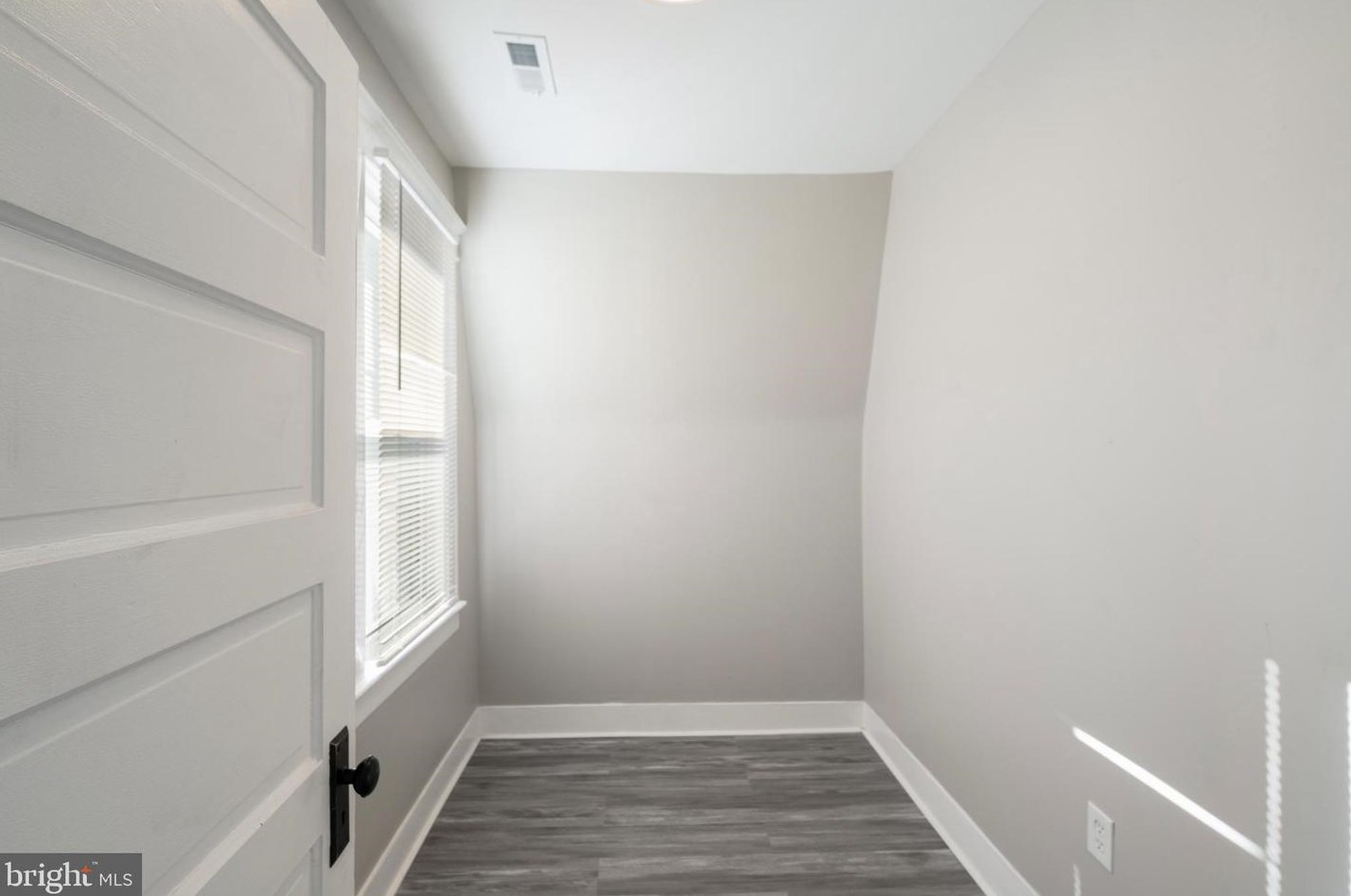 3408 Forest Park Ave, Baltimore MD  21216-1425 exterior
