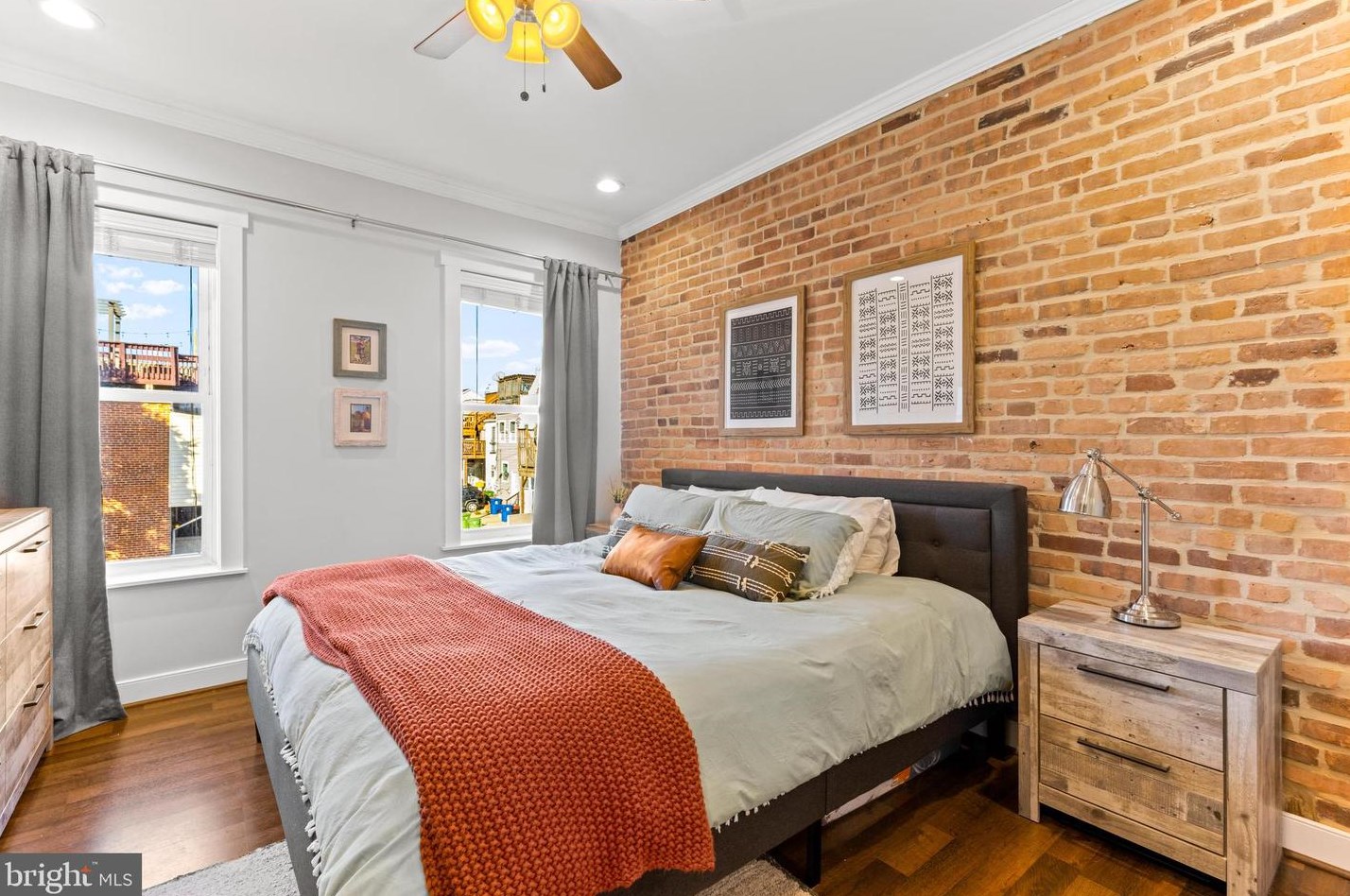 2907 Dillon St, Baltimore MD  21224-4833 exterior