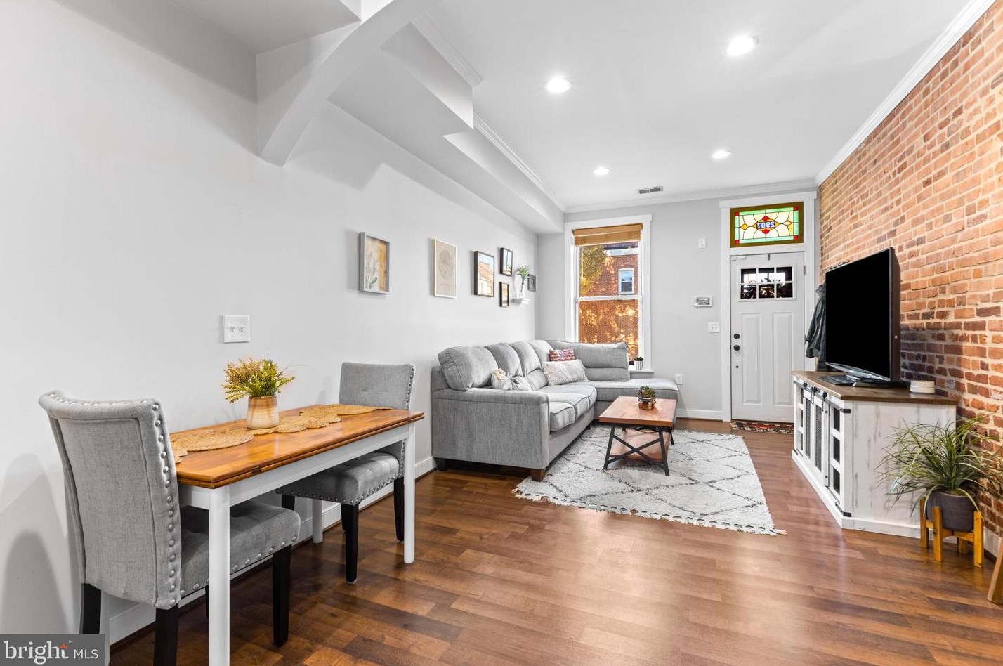 2907 Dillon St, Baltimore MD  21224-4833 exterior