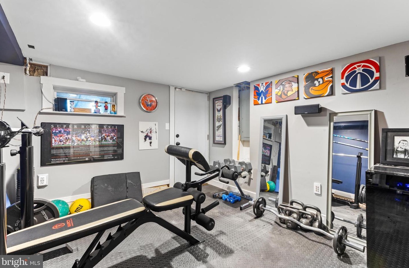 2907 Dillon St, Baltimore MD  21224-4833 exterior