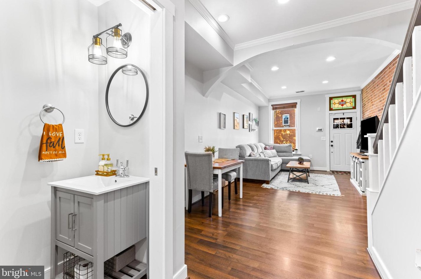 2907 Dillon St, Baltimore MD  21224-4833 exterior