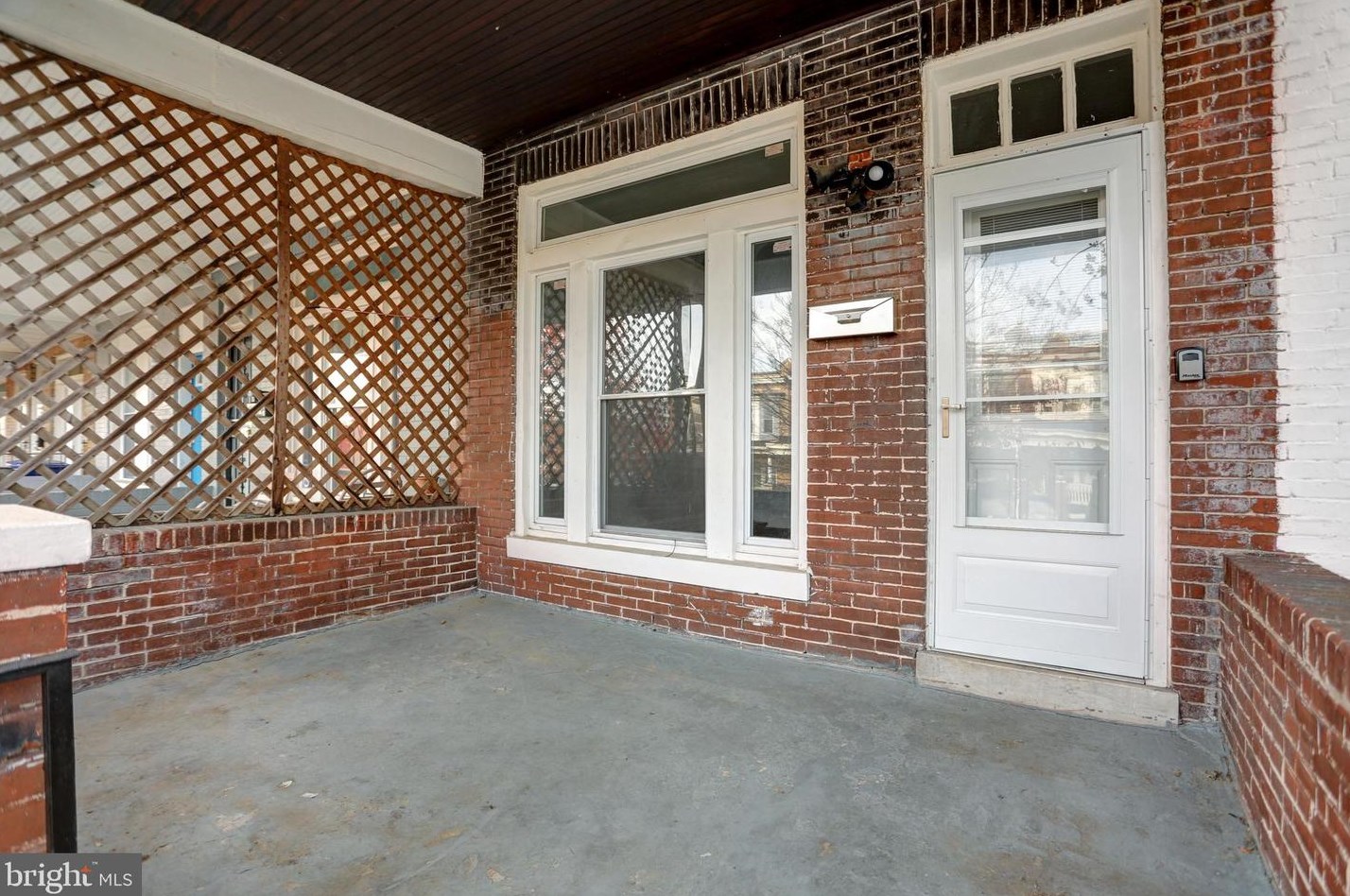 2911 Winchester St, Baltimore MD  21216-4243 exterior